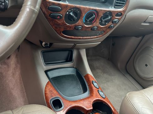 Used 2004 Toyota Tundra Limited image 5