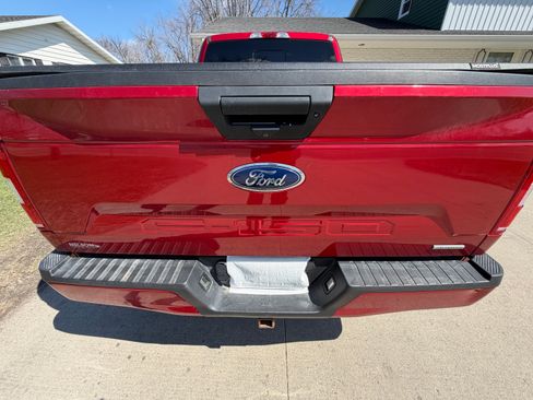 Used 2020 Ford F150 XLT w/ Equipment Group 302A Luxury AWD/4WD image 15