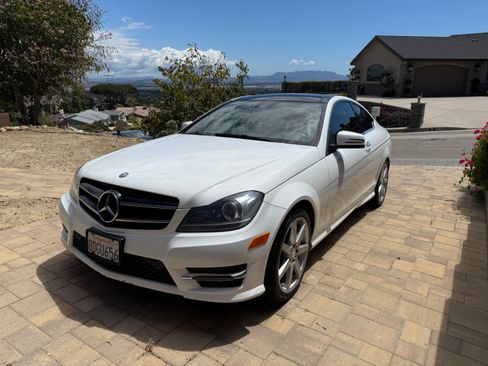 Used 2014 Mercedes-Benz C 350 Coupe image 1