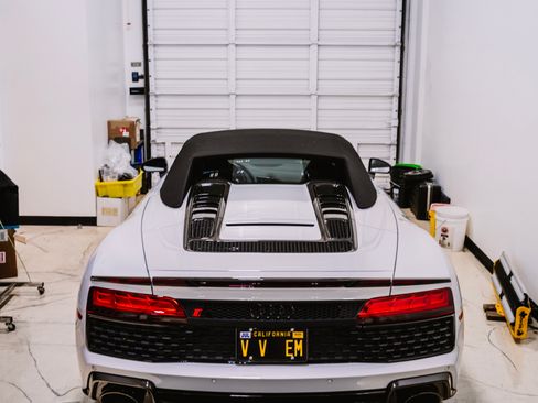 Used 2023 Audi R8 V10 performance image 32