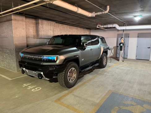 Used 2024 GMC Hummer EV 3X w/ Extreme Off-Road Package AWD/4WD image 14