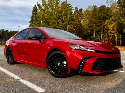 Used 2025 Toyota Camry SE w/ Convenience Package
