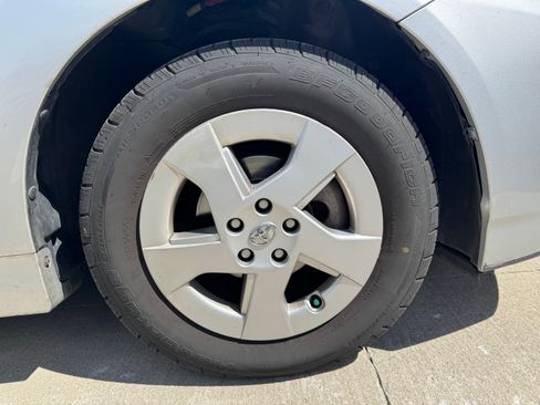 Used 2011 Toyota Prius Two image 16