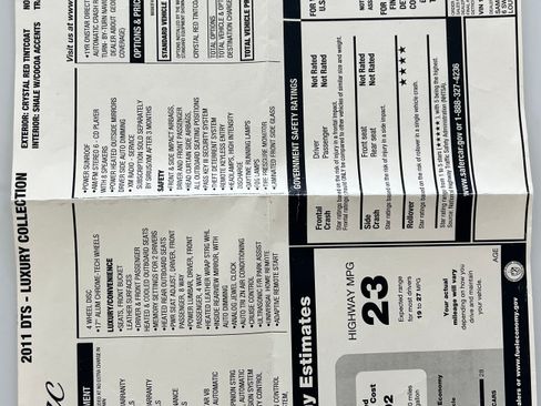 Used 2011 Cadillac DTS Luxury image 16