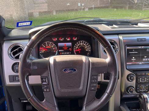 Used 2014 Ford F150 FX4 w/ Equipment Group 402A Luxury AWD/4WD image 11
