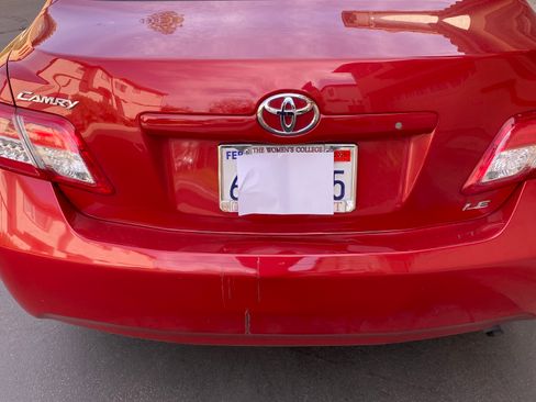 Used 2011 Toyota Camry LE image 11