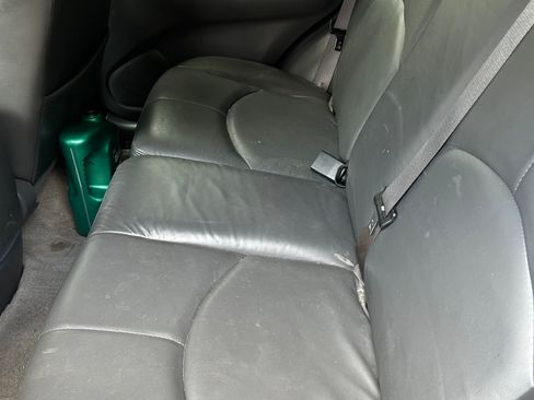 Used 2005 MAZDA Tribute I w/ Premium Pkg FWD image 4