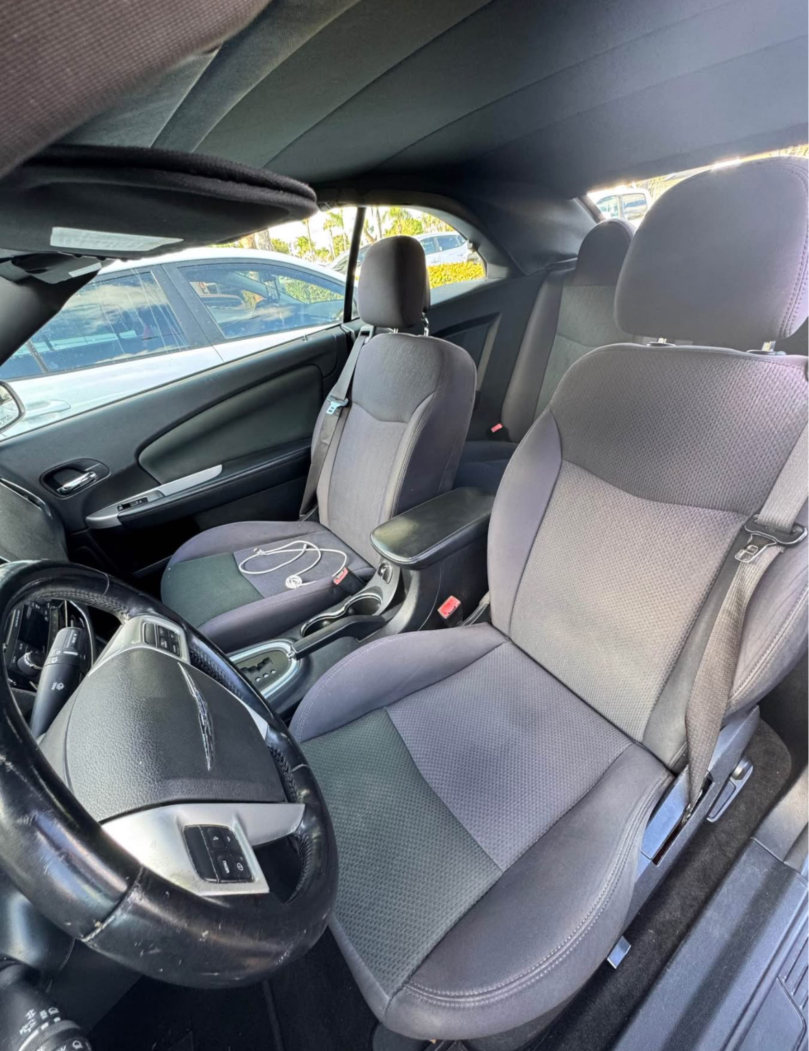 Used 2012 Chrysler 200 Touring FWD image 9