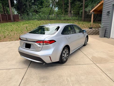 Used 2022 Toyota Corolla LE FWD image 8