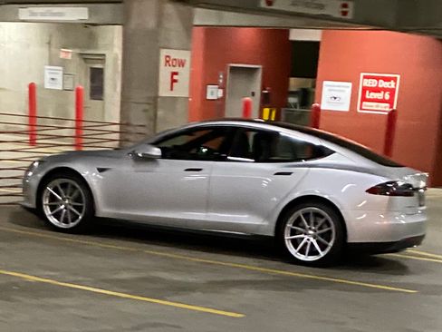 Used 2014 Tesla Model S P85D image 11