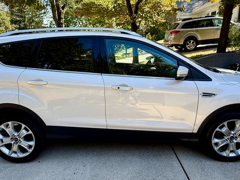 Used 2014 Ford Escape Titanium image 8