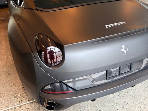 Used 2012 Ferrari California image 5