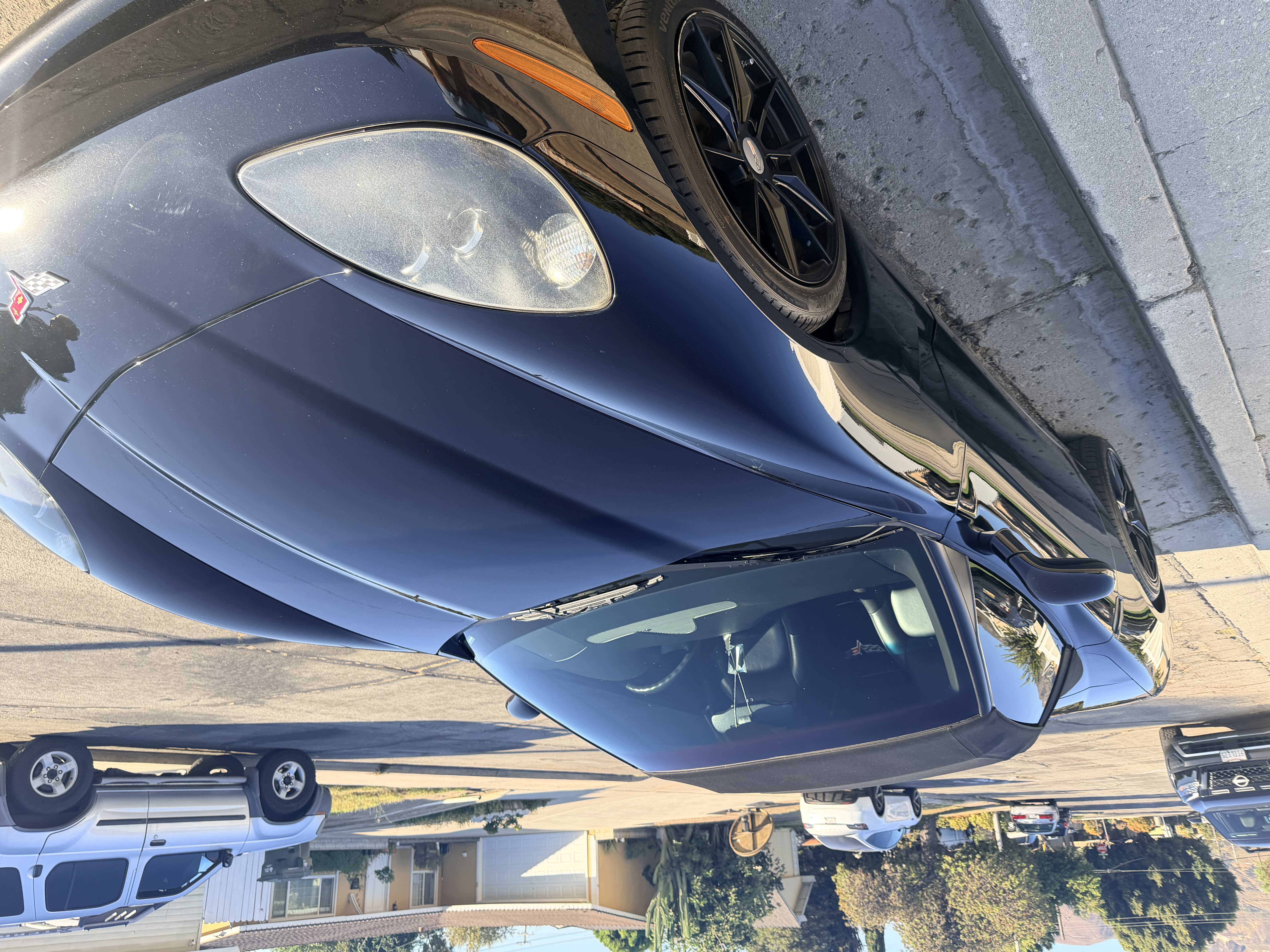 Used 2005 Chevrolet Corvette Convertible w/ Performance Handling Package RWD image 2