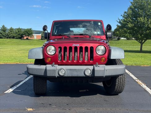 Used 2012 Jeep Wrangler Sport AWD/4WD image 6