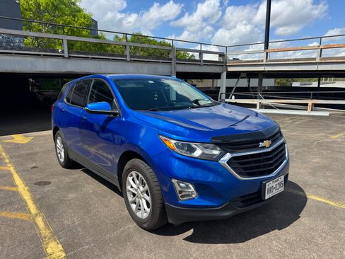 Used 2019 Chevrolet Equinox LT AWD/4WD image 2