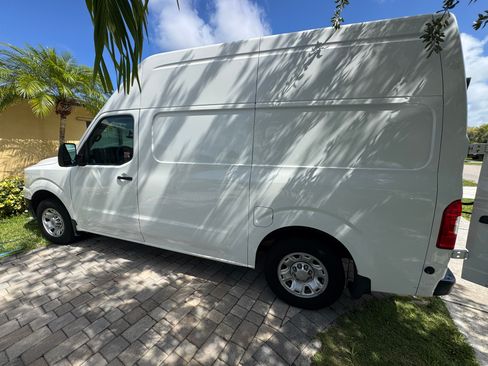 Used 2019 Nissan NV 2500 SV w/ Navigation Package RWD image 2