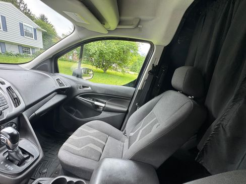 Used 2018 Ford Transit Connect XLT FWD image 12