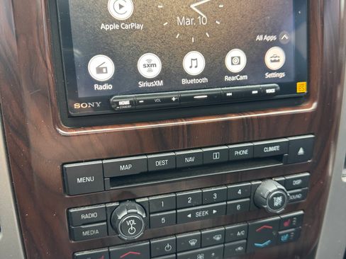 Used 2012 Ford F150 Lariat w/ Lariat Chrome Pkg image 11