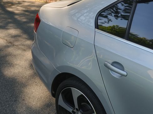 Used 2015 Volkswagen Jetta TDI SEL FWD image 14