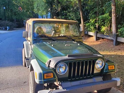 Used 1997 Jeep Wrangler SE image 1
