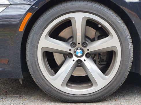 Used 2010 BMW 650i Coupe image 6