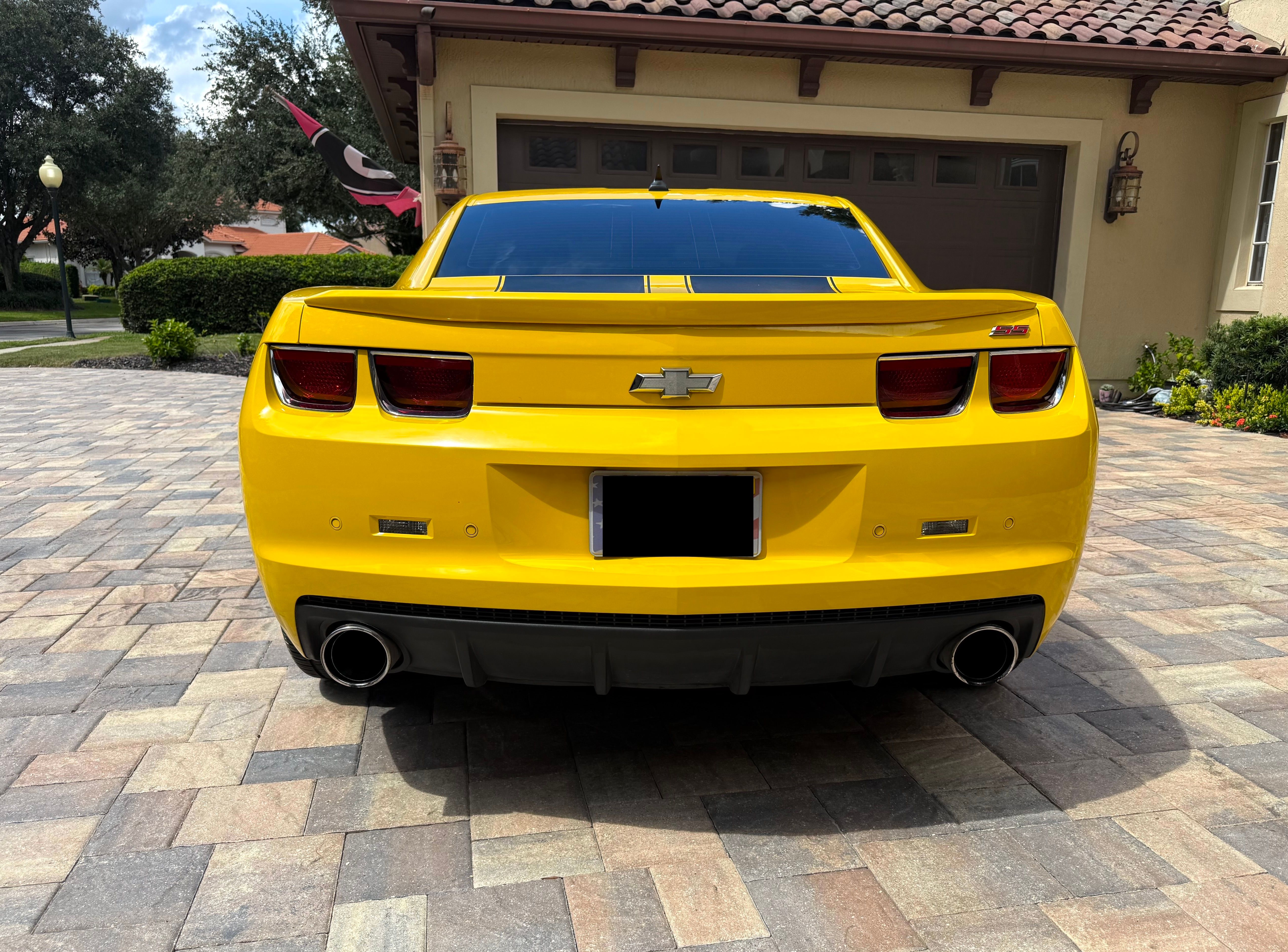 Used 2010 Chevrolet Camaro SS w/ RS Package RWD image 12