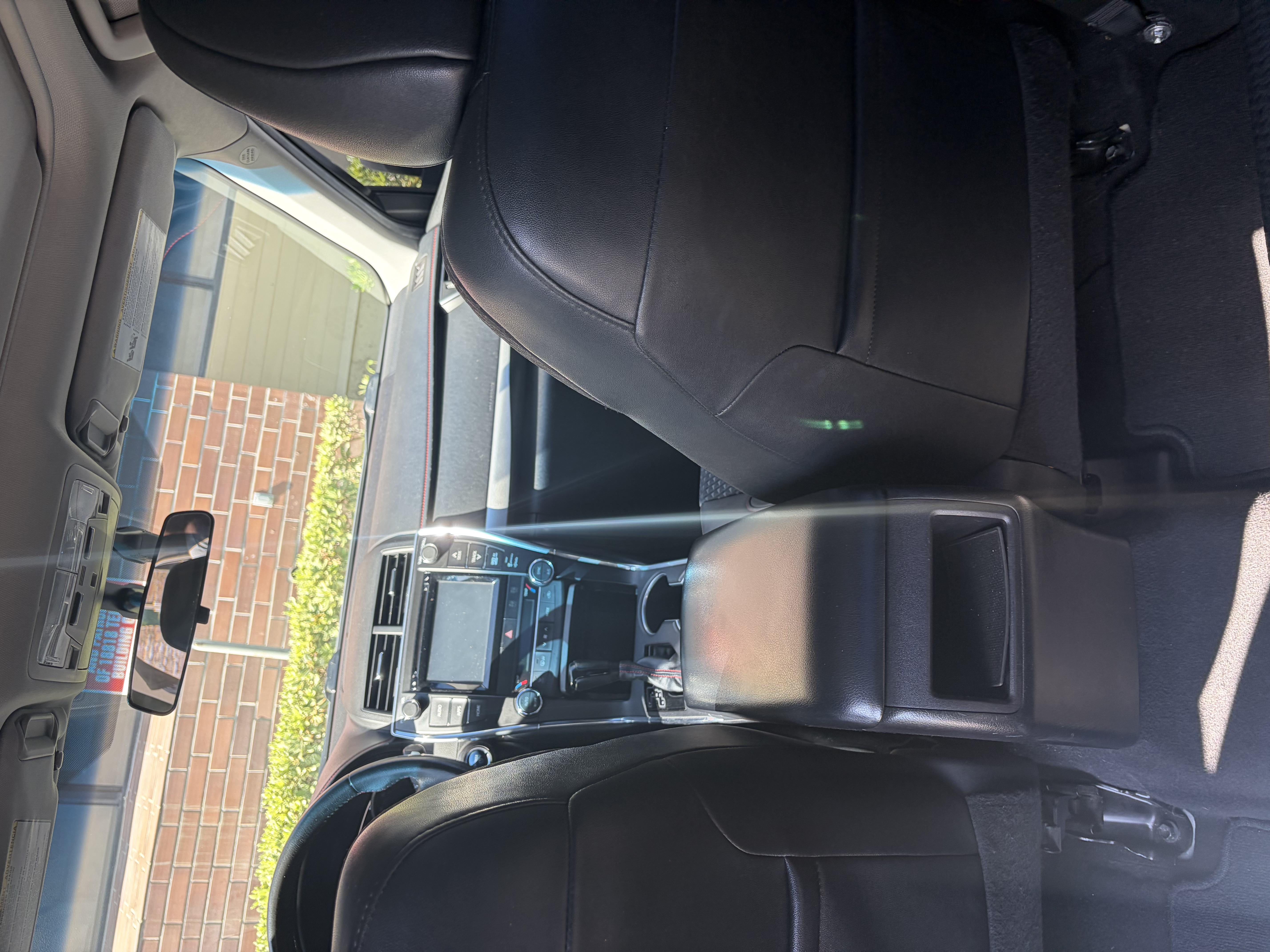 Used 2015 Toyota Camry SE w/ Moonroof Package FWD image 13
