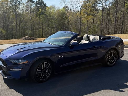 Used 2019 Ford Mustang GT Premium image 2