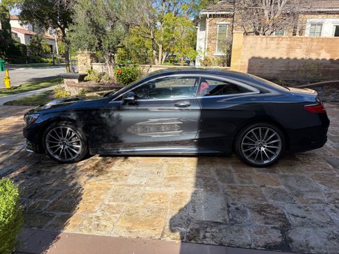 Used 2017 Mercedes-Benz S 550 4MATIC Coupe image 4