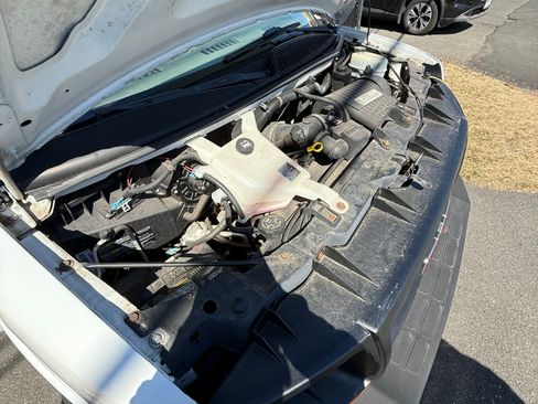 Used 2008 GMC Savana 2500 image 19