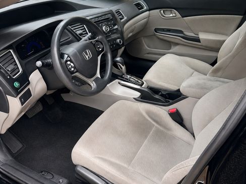 Used 2013 Honda Civic LX image 5