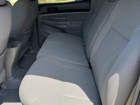 Used 2007 Toyota Tacoma PreRunner RWD image 13
