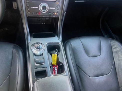 Used 2019 Ford Fusion Titanium image 10