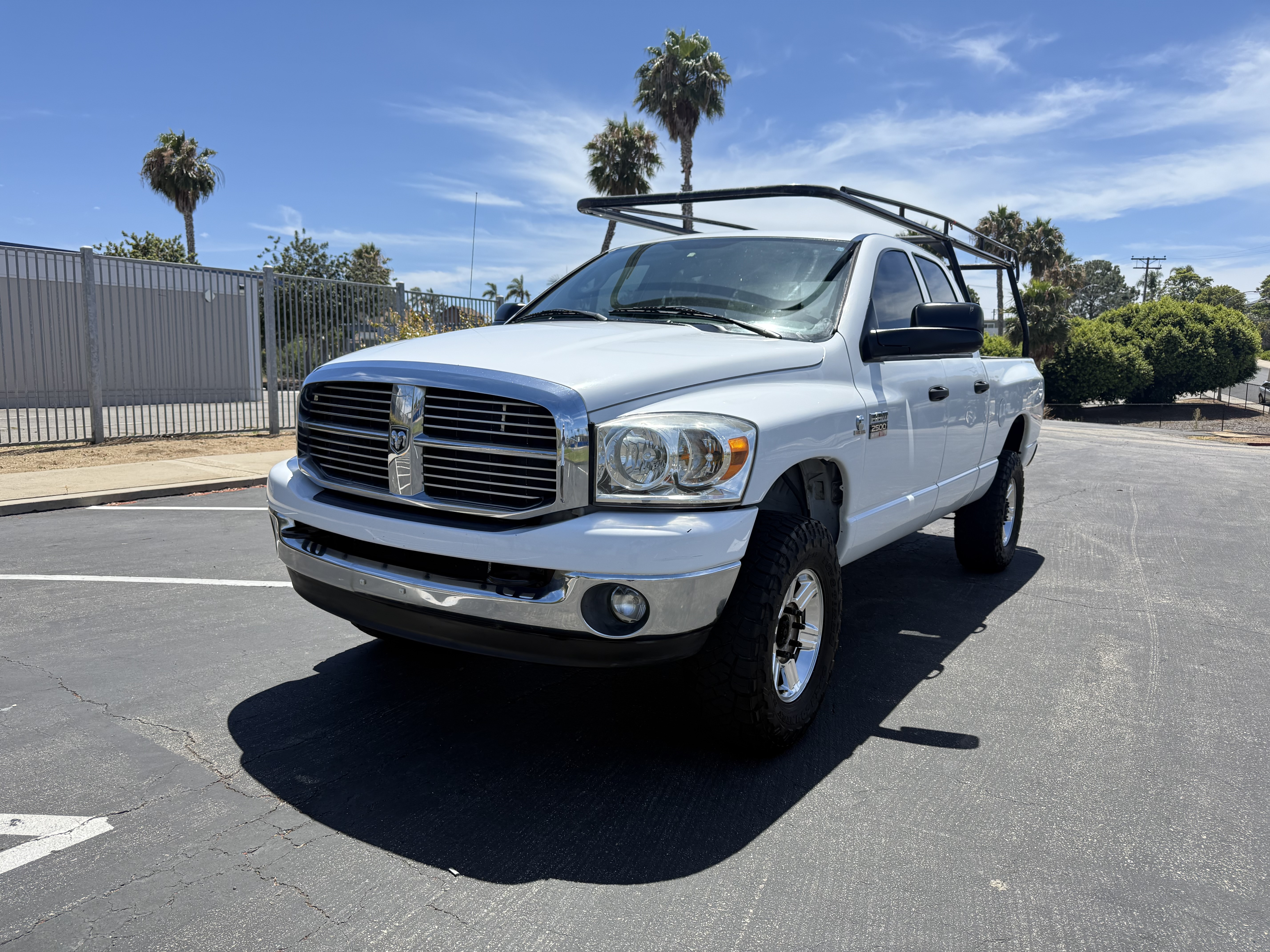 Used 2008 Dodge Ram 2500 Truck SLT w/ Trailer Tow Group AWD/4WD image 1