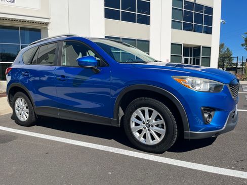 Used 2013 MAZDA CX-5 Touring w/ Touring Tech Pkg AWD/4WD image 8