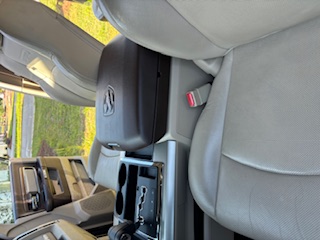 Used 2013 RAM 1500 Laramie RWD image 18
