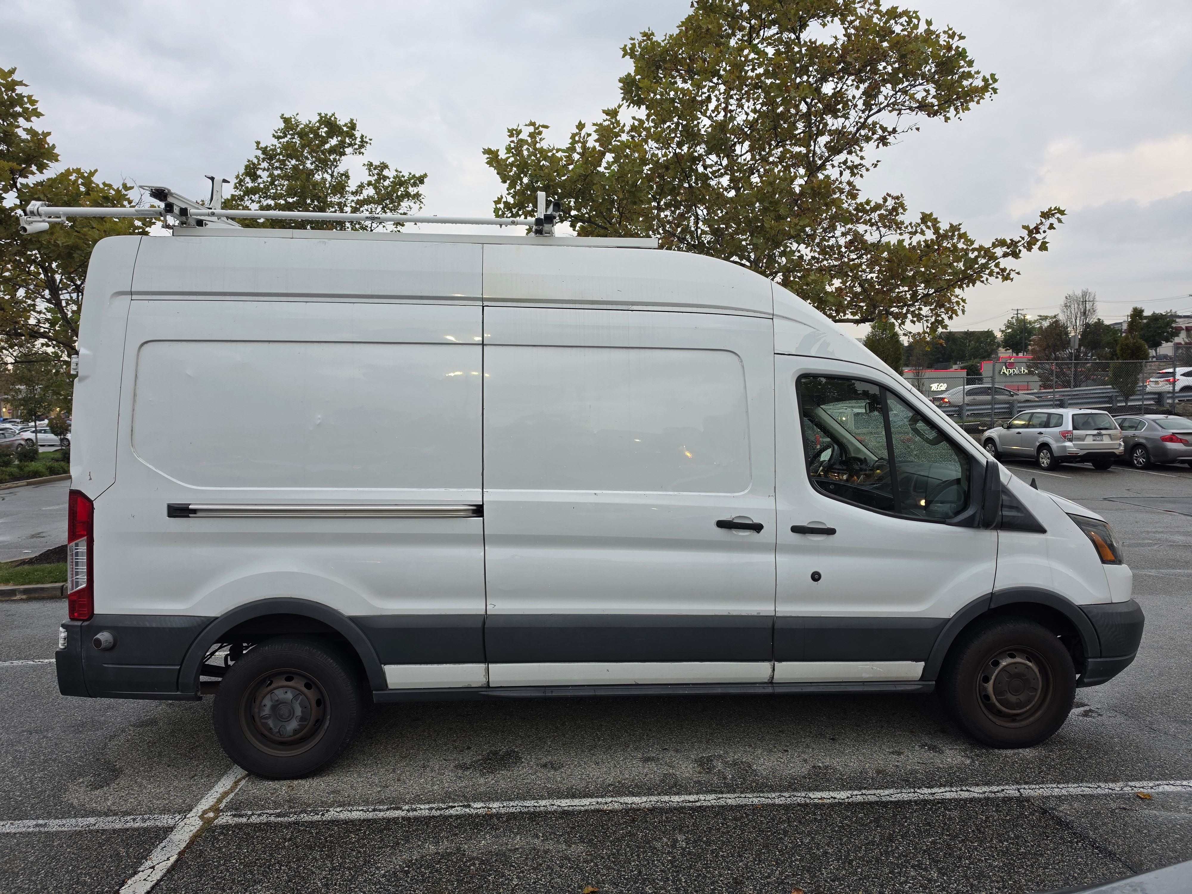 Used 2018 Ford Transit 250 148 High Roof RWD image 2