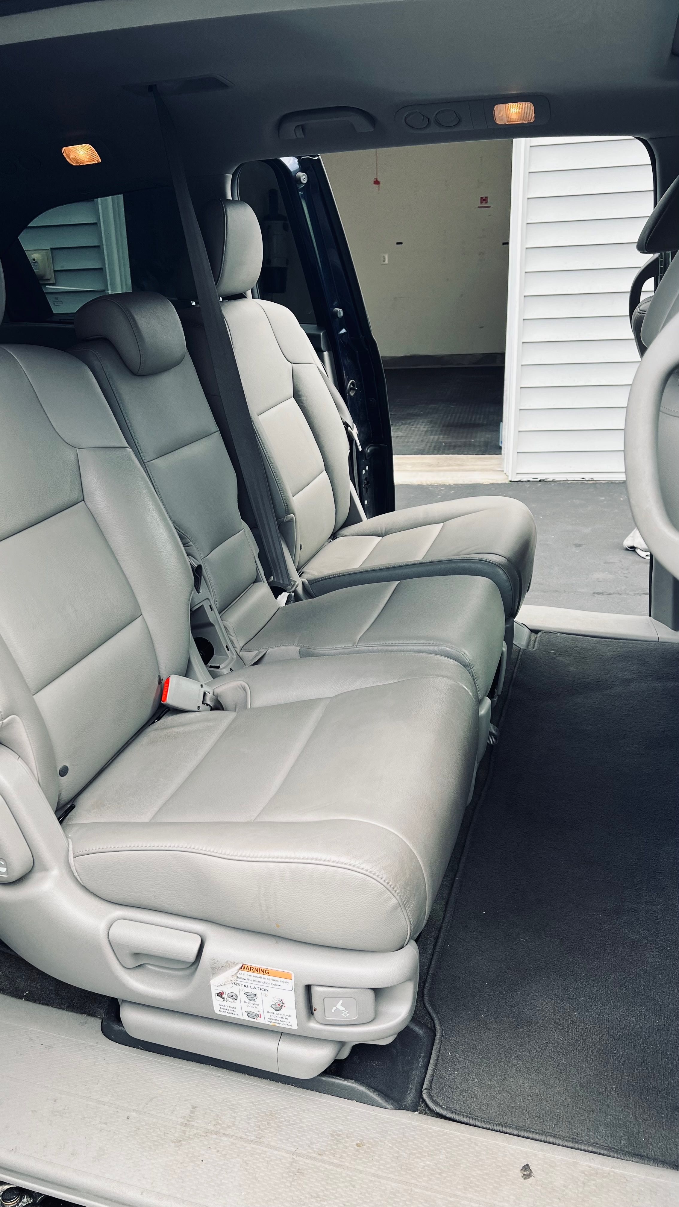 Used 2016 Honda Odyssey EX-L image 18