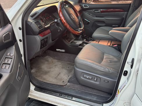 Used 2009 Lexus GX 470 image 26