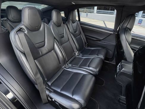 Used 2016 Tesla Model X Performance image 11