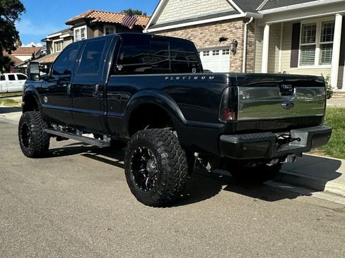 Used 2014 Ford F250 Platinum w/ FX4 Off-Road Package image 2