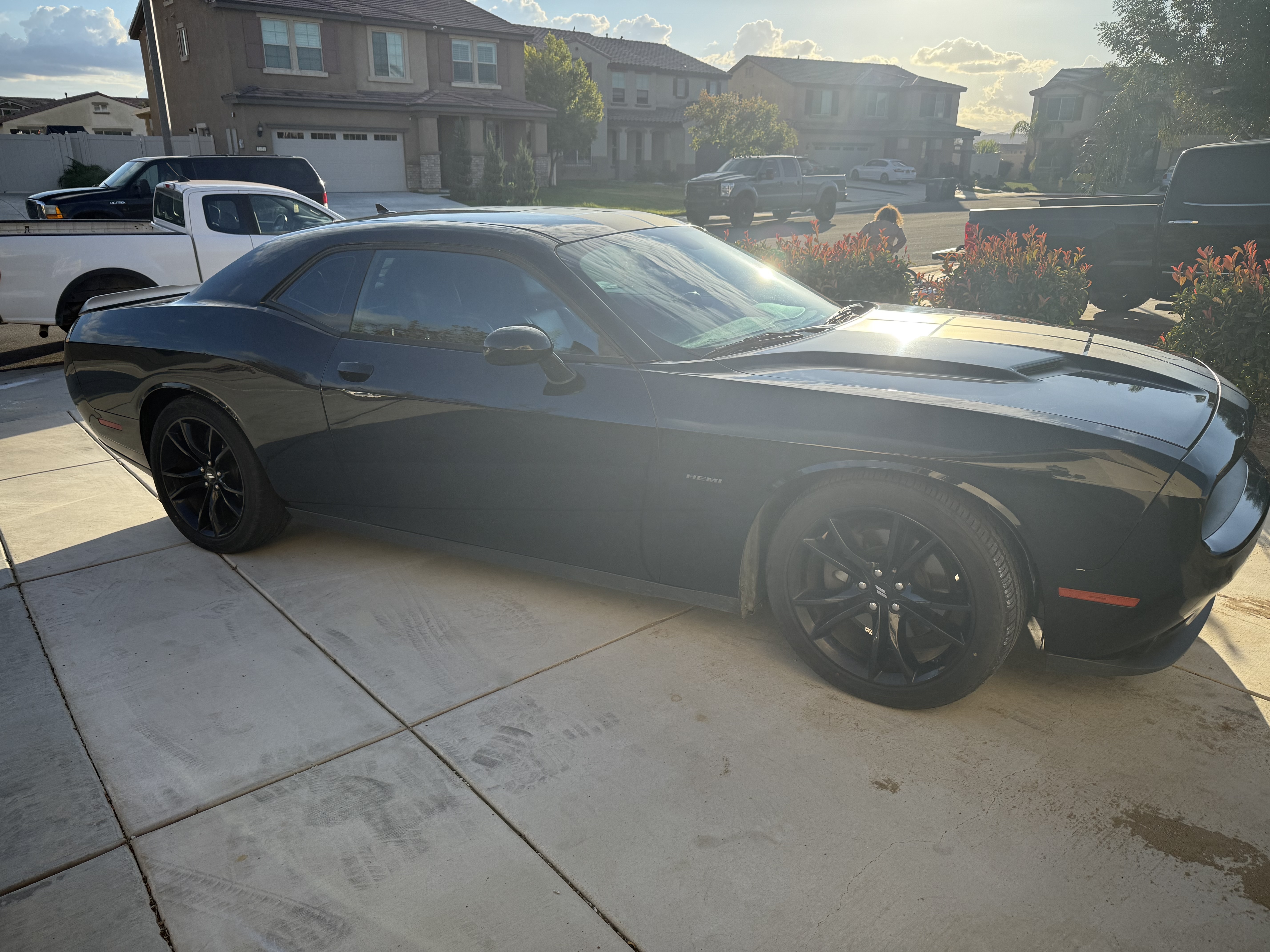 Used 2017 Dodge Challenger R/T Plus RWD image 3