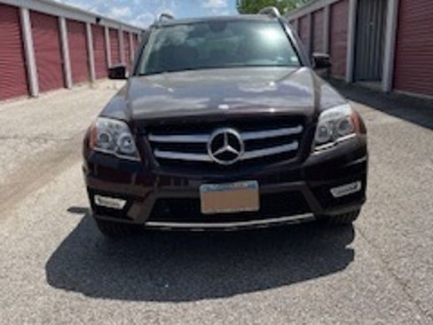 Used 2011 Mercedes-Benz GLK 350 4MATIC image 2