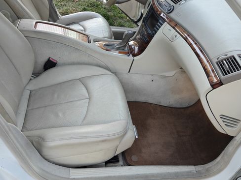 Used 2005 Mercedes-Benz E 320 E 320 Sedan 4D image 14