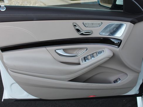 Used 2020 Mercedes-Benz S 450 S 450 Sedan 4D image 16