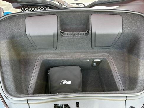 Used 2018 Audi R8 V10 plus image 31