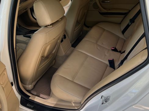 Used 2007 BMW 328xi Wagon image 8