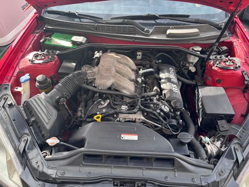 Used 2010 Hyundai Genesis 3.8 RWD image 20