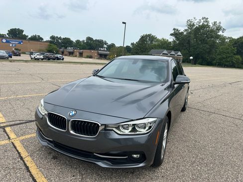 Used 2016 BMW 328i xDrive Sedan AWD/4WD image 1