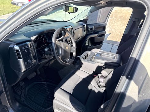 Used 2017 Chevrolet Silverado 1500 LT w/ All Star Edition image 9